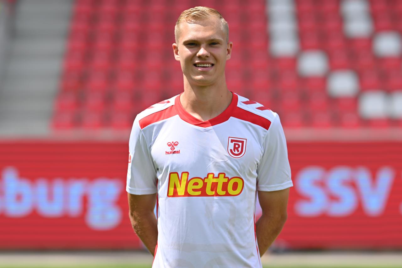 Done deal: Braunschweig swoop for centre-half Breunig