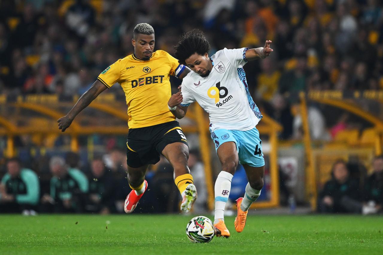 Augsburg announce Massengo signing