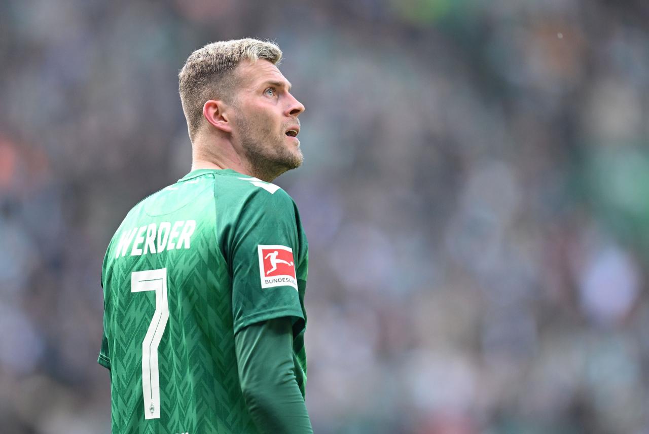 English source suggests Birmingham close to signing Ducksch