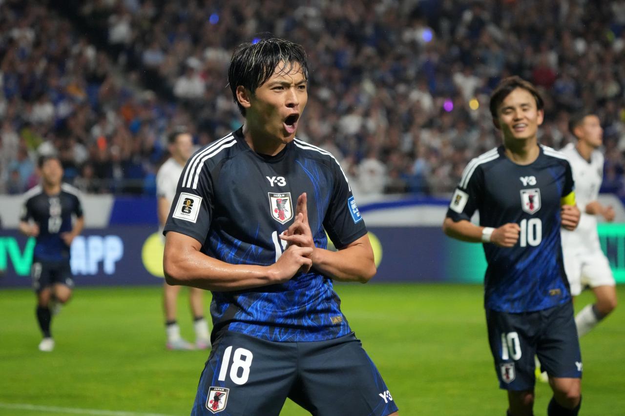 Gladbach set to complete Machino signing