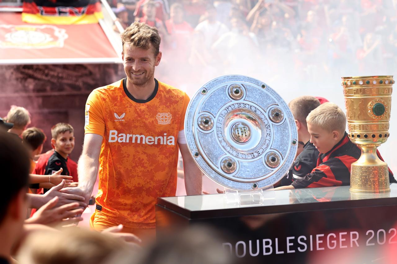 Official: Hradecky completes AS Monaco switch