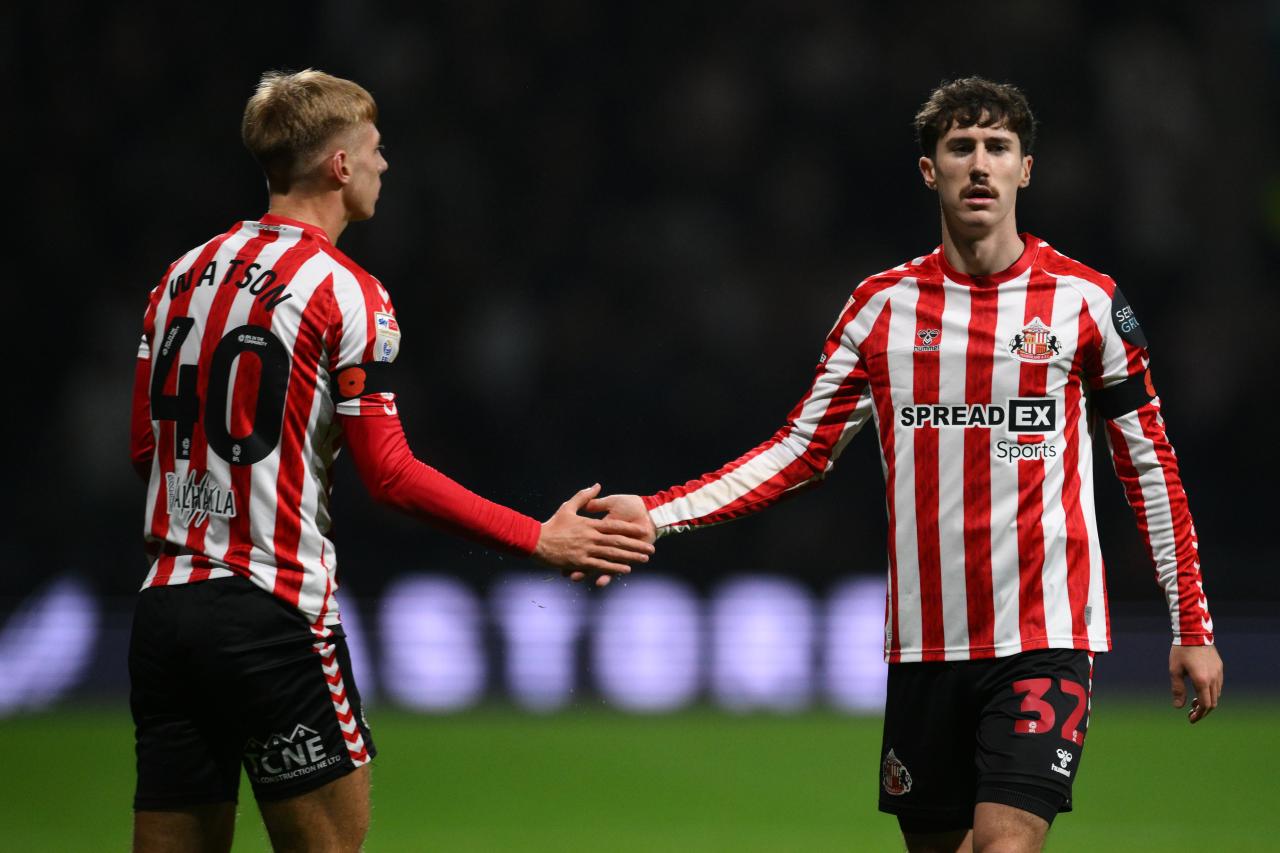 Wolfsburg interested in Sunderland full-back