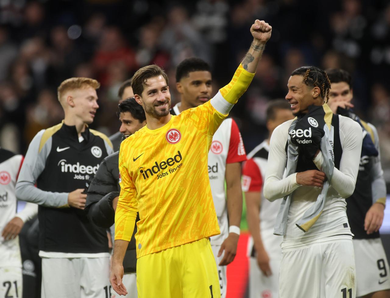 Official: Trapp leaves Frankfurt for Paris FC