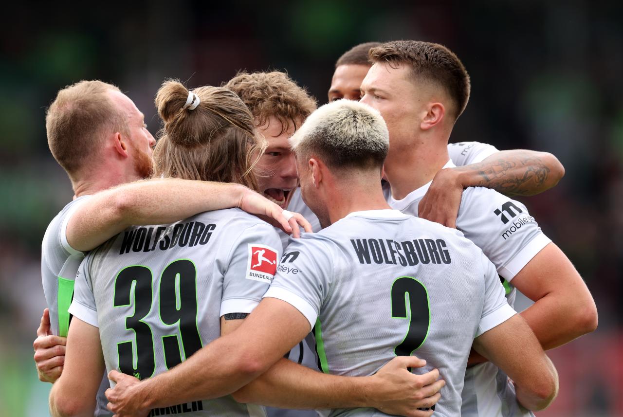 Wolfsburg working towards deal for talented Lyon full-back