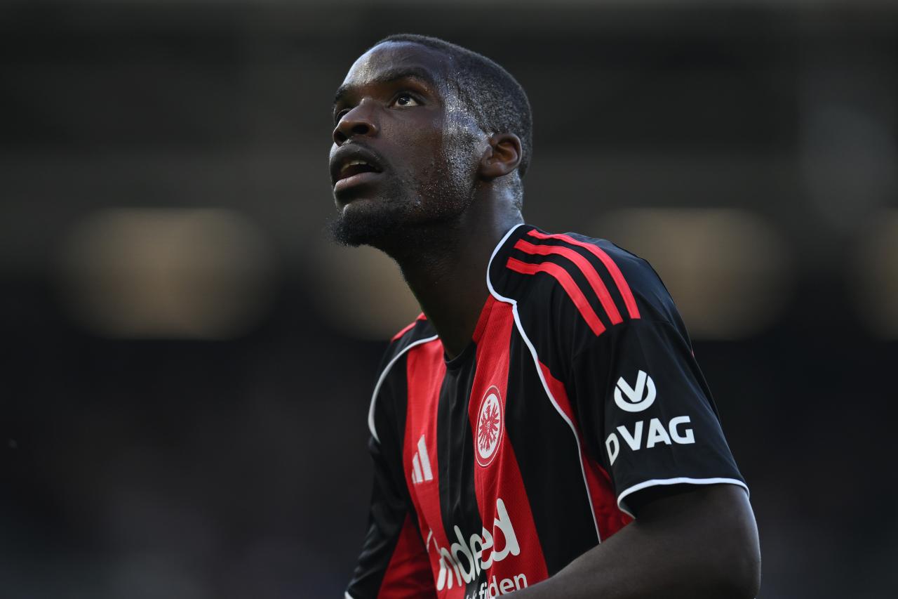 Eintracht Frankfurt confirm Nkounkou departure