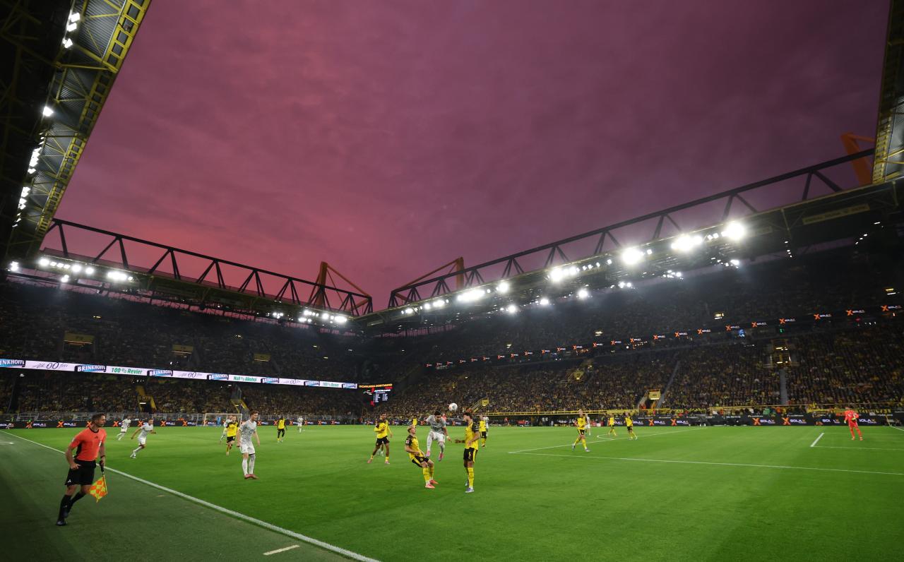 Adeyemi’s stunner helps Dortmund beat Wolfsburg