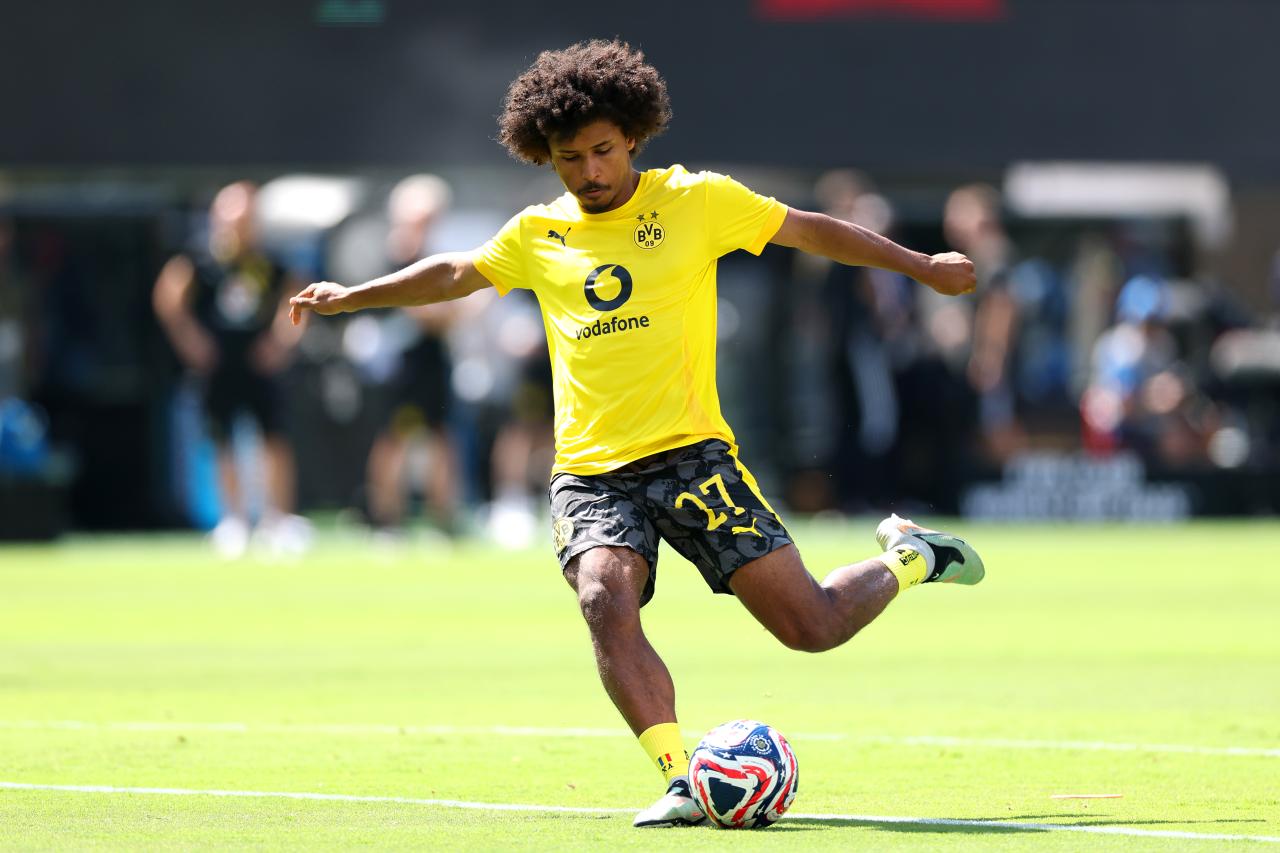 Referee Siebert highlights Adeyemi's sportmanship in Dortmund victory