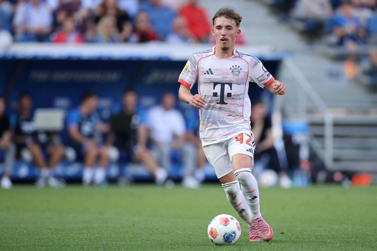 "He keeps having his moments" – Vincent Kompany impressed by Bayern youngster Lennart Karl