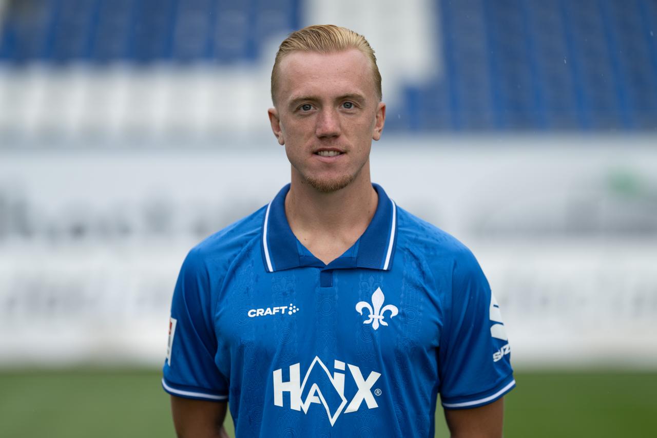 2. Bundesliga Review: Lidberg fires Darmstadt to another victory, Porath's wonder goal wins it for Schalke