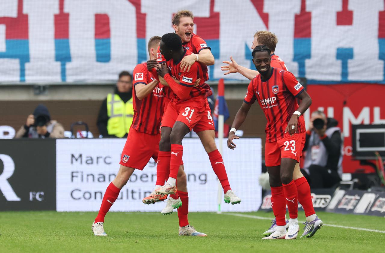 Conteh and Kaufmann magic ensure Heidenheim stun Augsburg