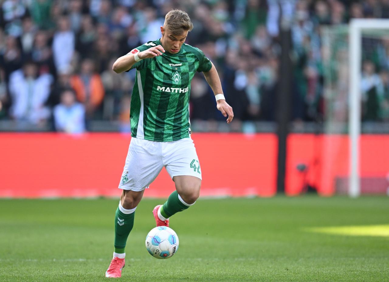 Topp linked with Schalke loan, per BILD