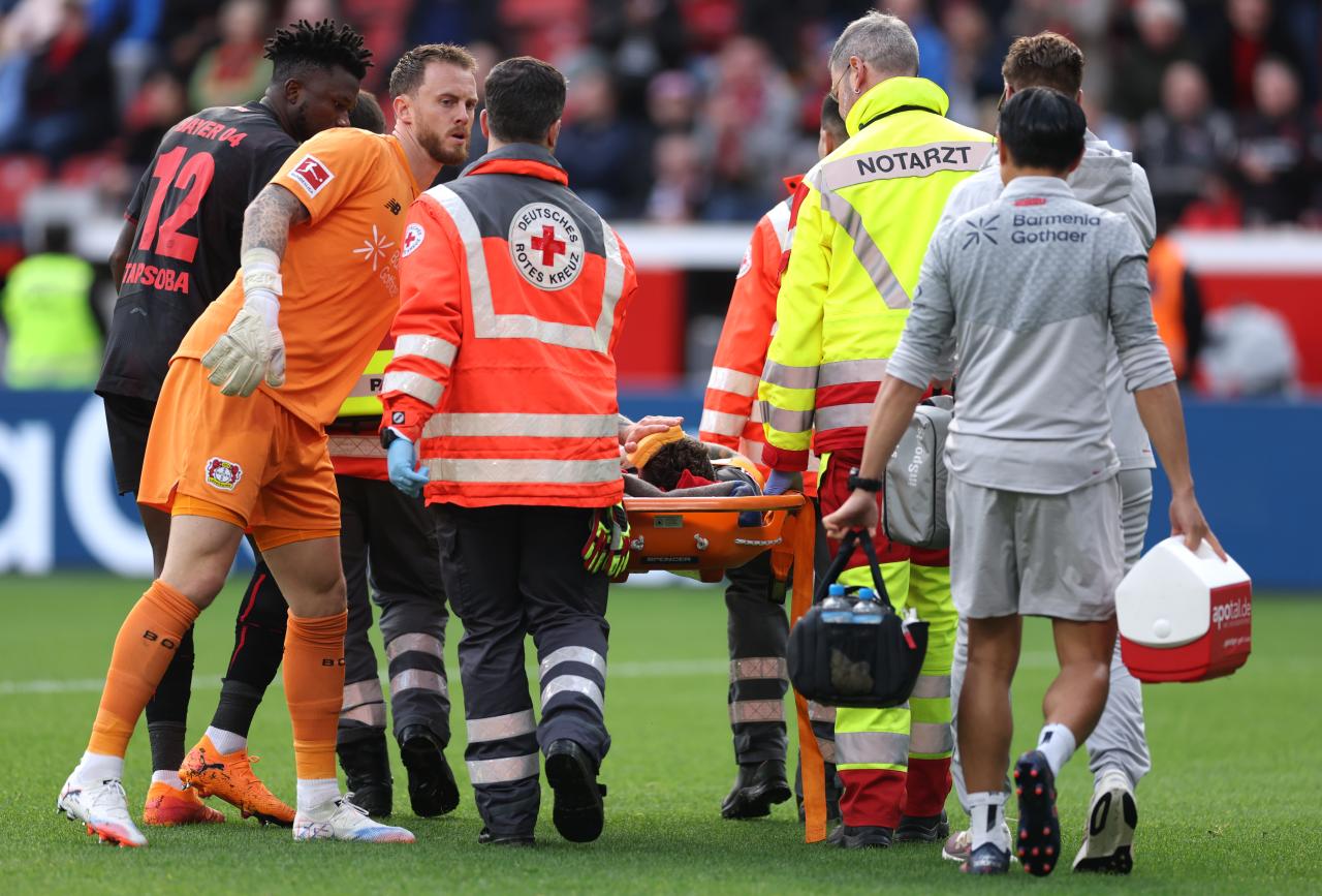 Grimaldo suffers nasty head injury: “He was knocked out for a short time"