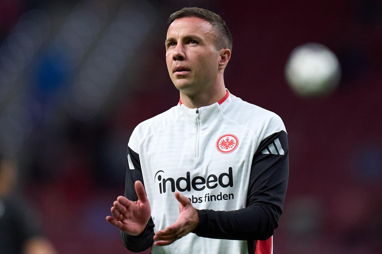 Eintracht boss postpones talks over Götze's future