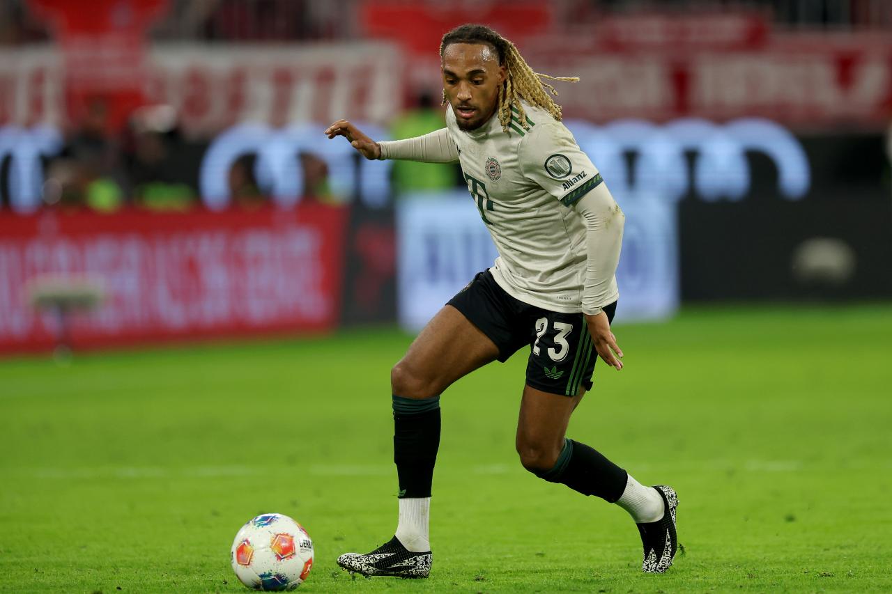 Max Eberl admits Bayern considered selling Sacha Boey during the summer