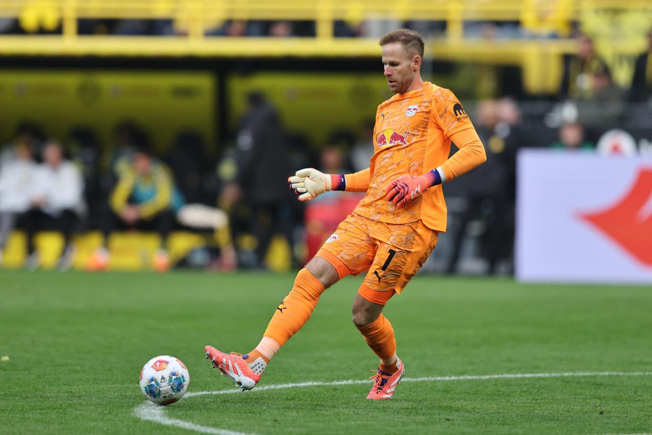 Leipzig hope to deal with Schlager and Gulacsi contracts in 2025