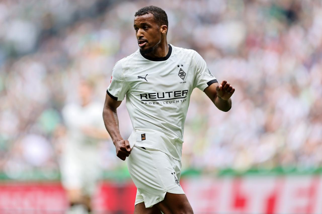 Report: Bayern boss Eberl considered signing Alassane Pléa in summer