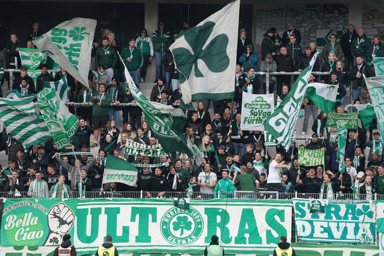 Greuther Fürth vs. 1.FC Kaiserslautern