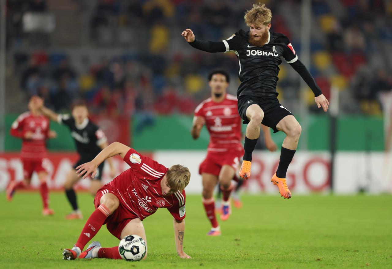 Early goals sets Freiburg up for a cup win in Düsseldorf