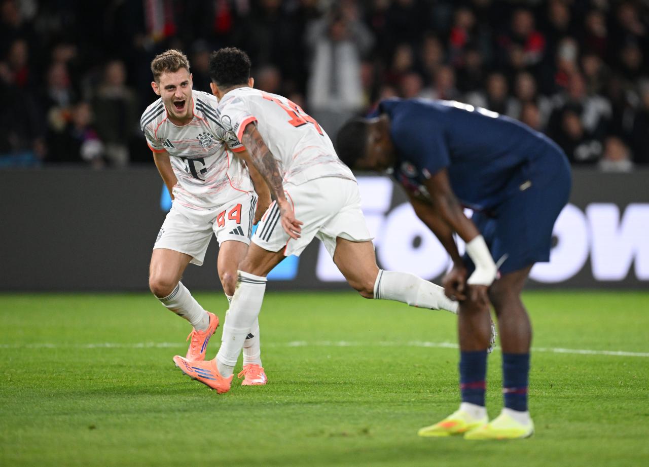 Díaz’s double precedes dismissal as 10-man Bayern defeat PSG