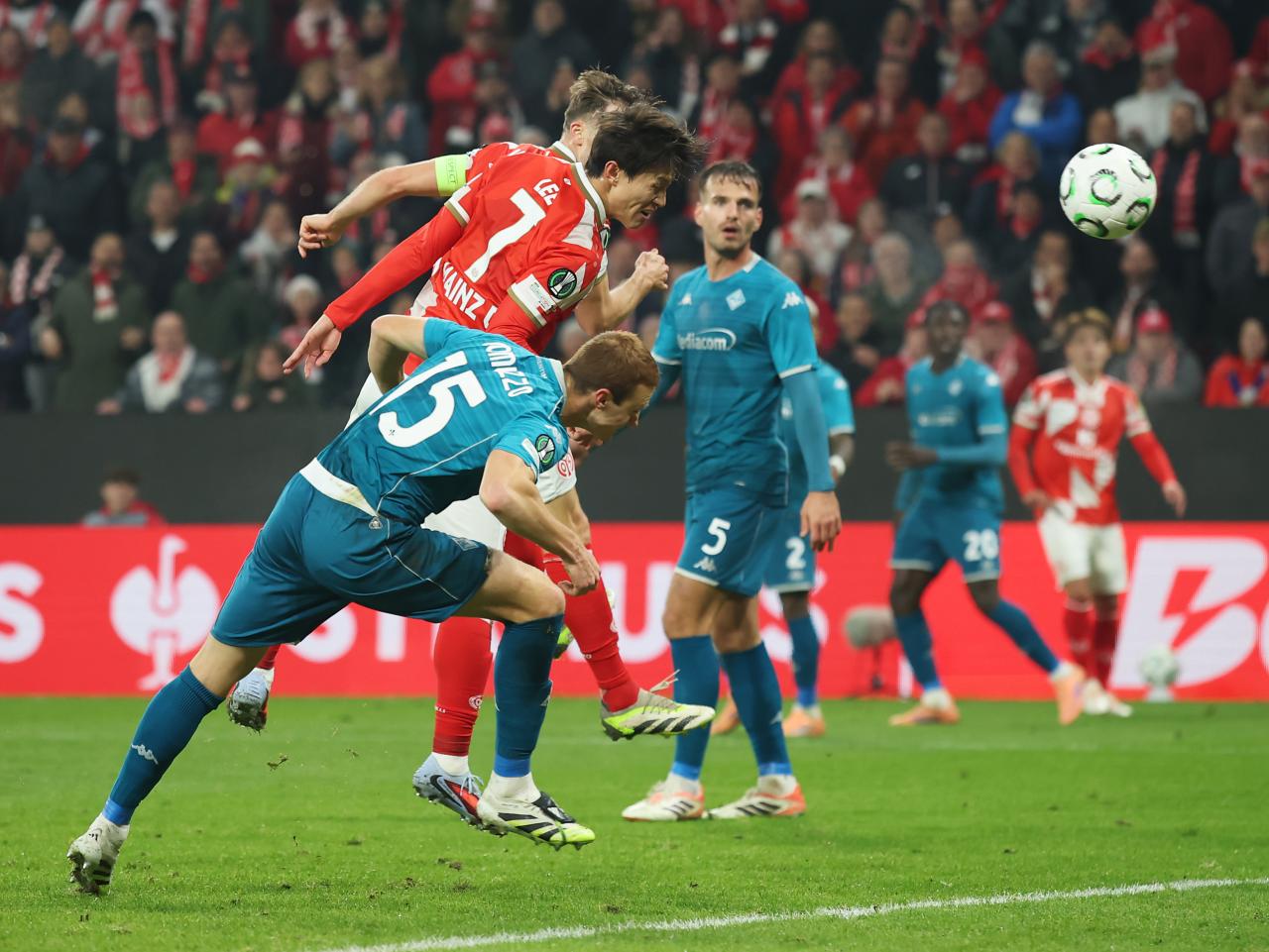 Mainz secure dramatic late victory over Fiorentina