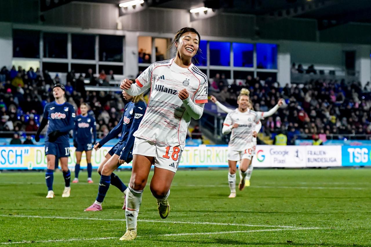 Frauen-Bundesliga Review: Bayern and Wolfsburg win away from home