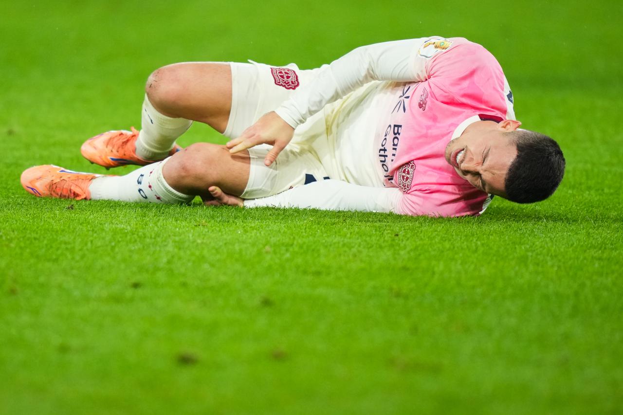 Leverkusen hope to have Grimaldo back against Newcastle