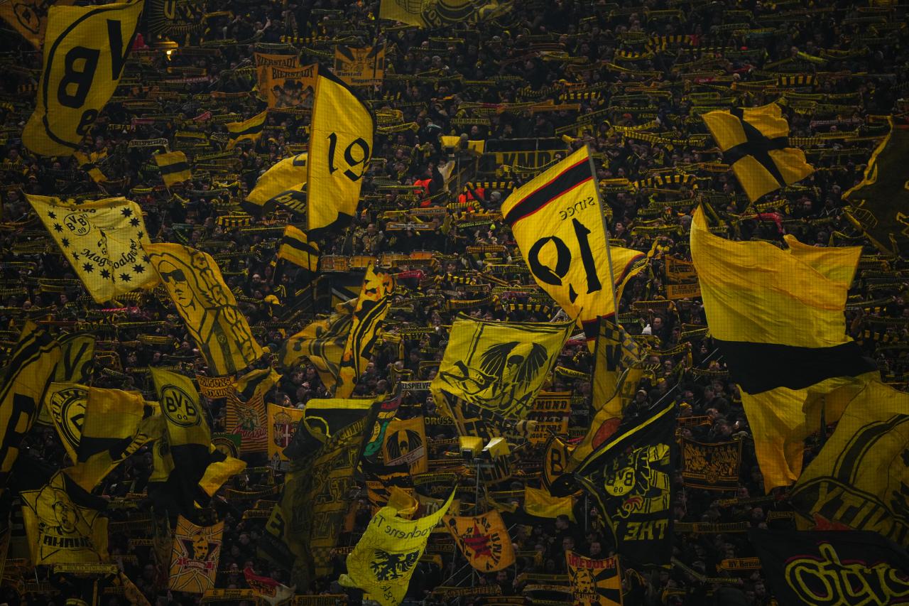 Dortmund fan groups boycott Atalanta rematch after “incomprehensible” police checks