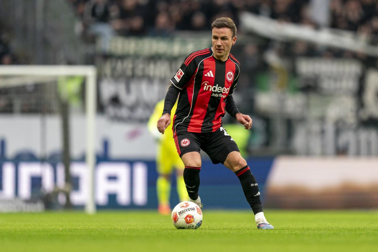 Official: Mario Götze extends with Eintracht Frankfurt until 2028