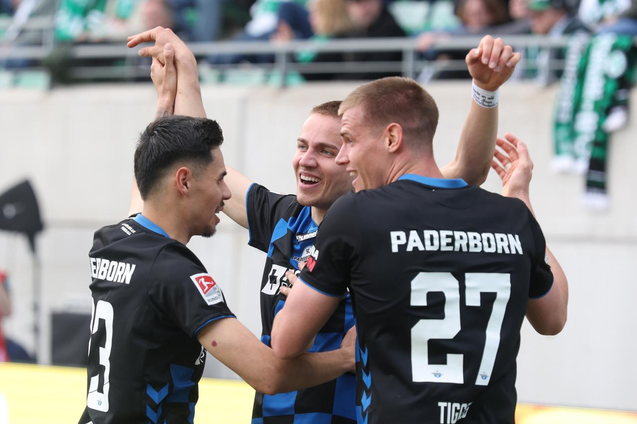 Confirmed 2. Bundesliga lineups: SC Paderborn 07 vs. FC Schalke 04