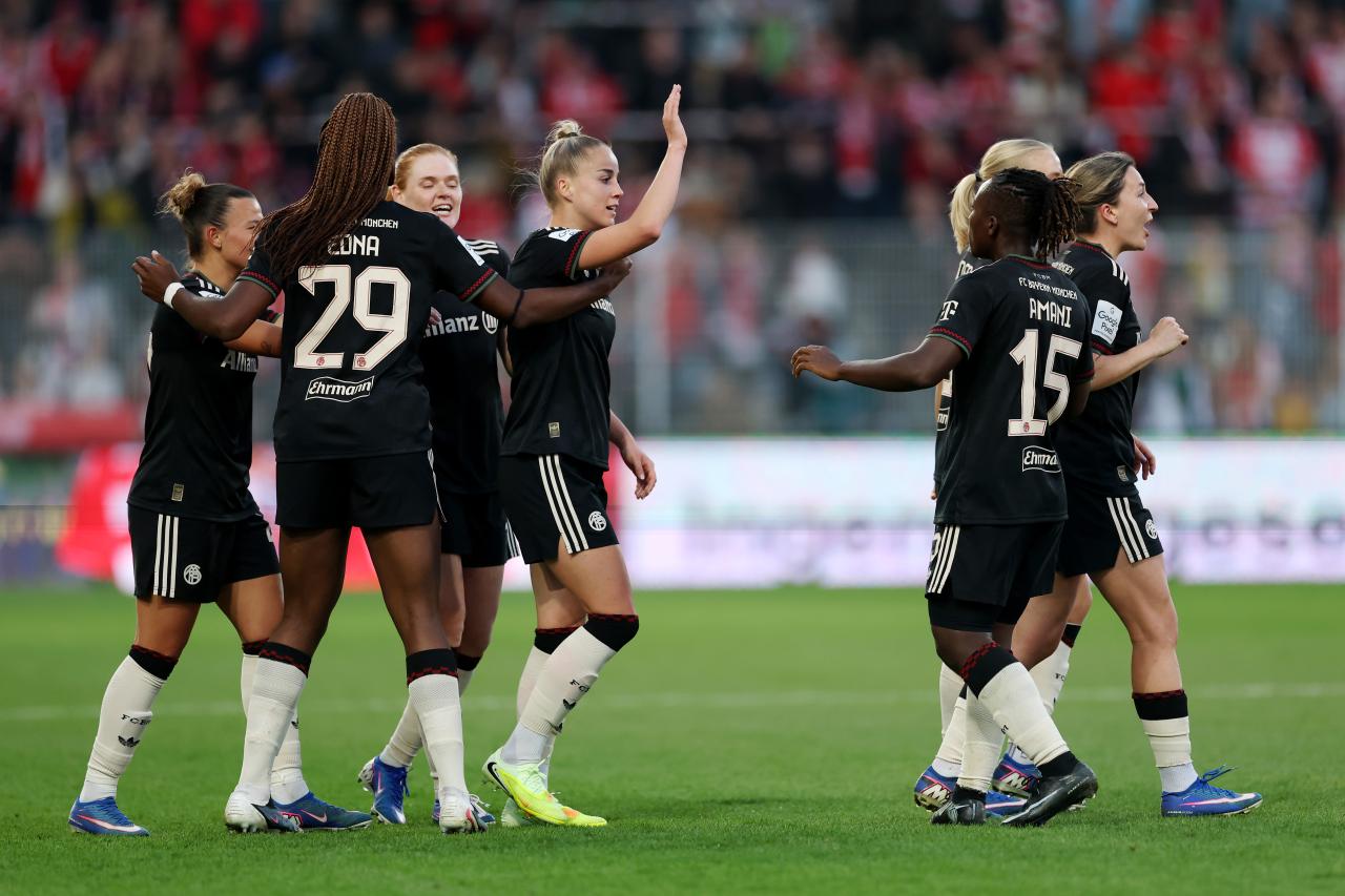 Women's Football: FC Bayern win their fourth successive Frauen-Bundesliga title