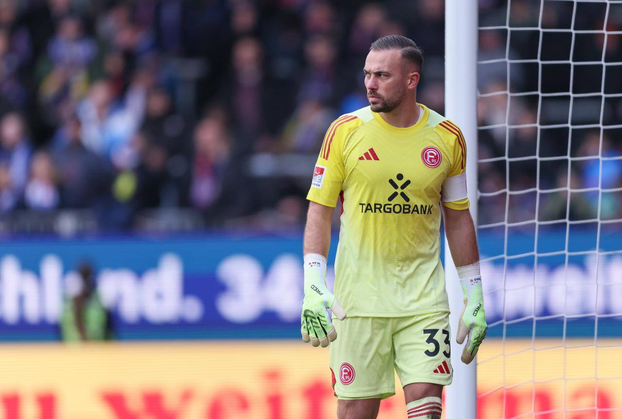 Werder Bremen courting Fortuna Düsseldorf skipper Florian Kastenmeier