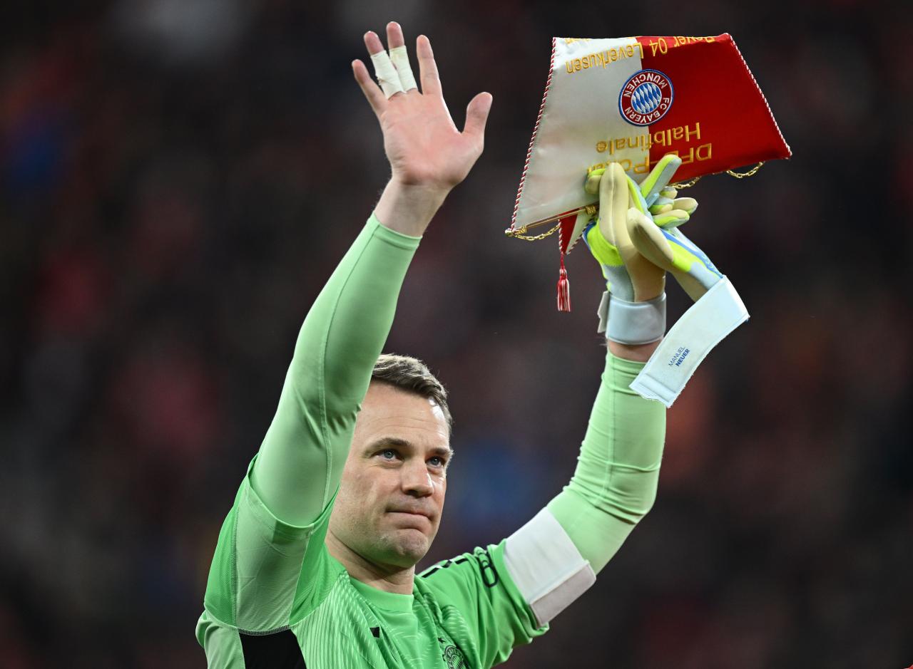 Bayern chief responds to report of Neuer contract extension