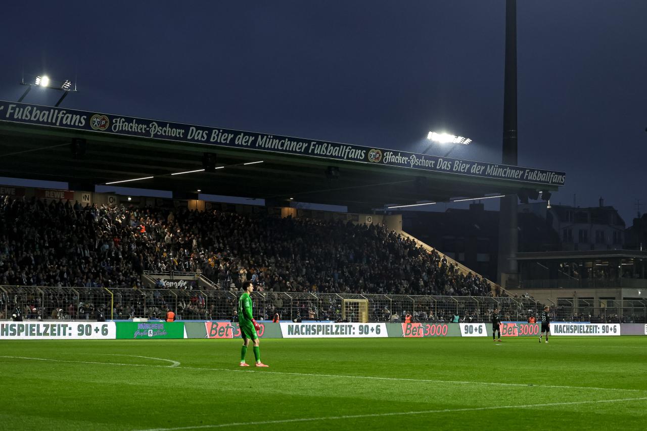 Financial troubles could force Unterhaching to abstain from 3.Liga promotion