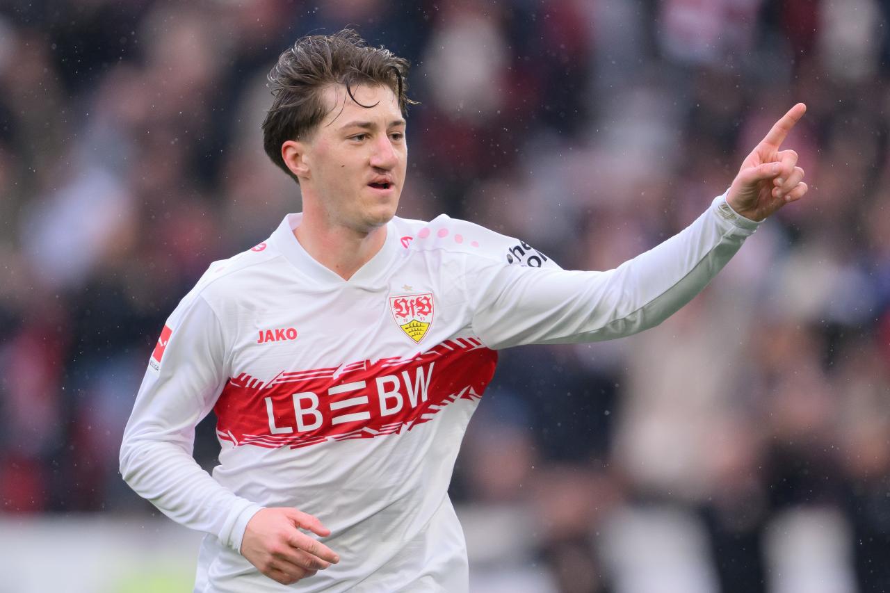 Stuttgart open talks over potential Stiller replacement