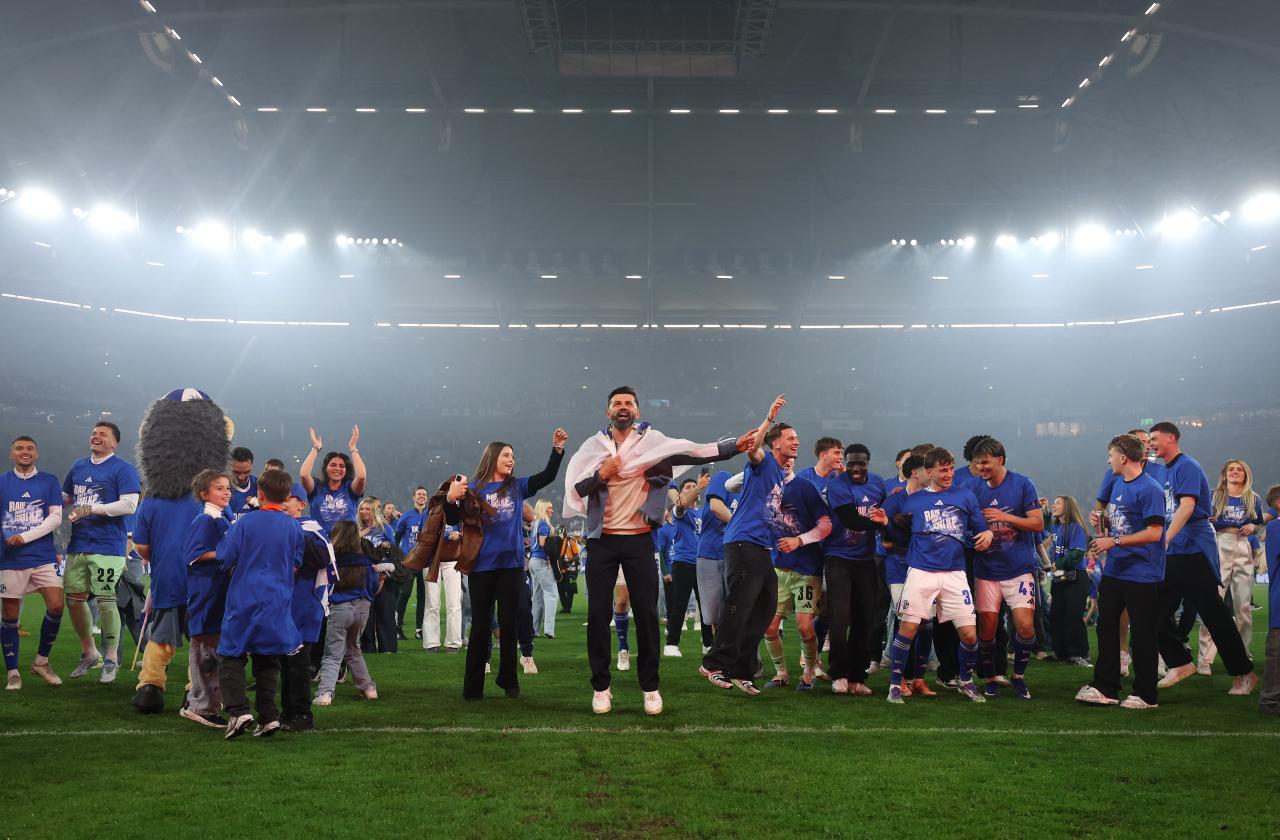 Muslic “grateful” as Schalke seal Bundesliga return