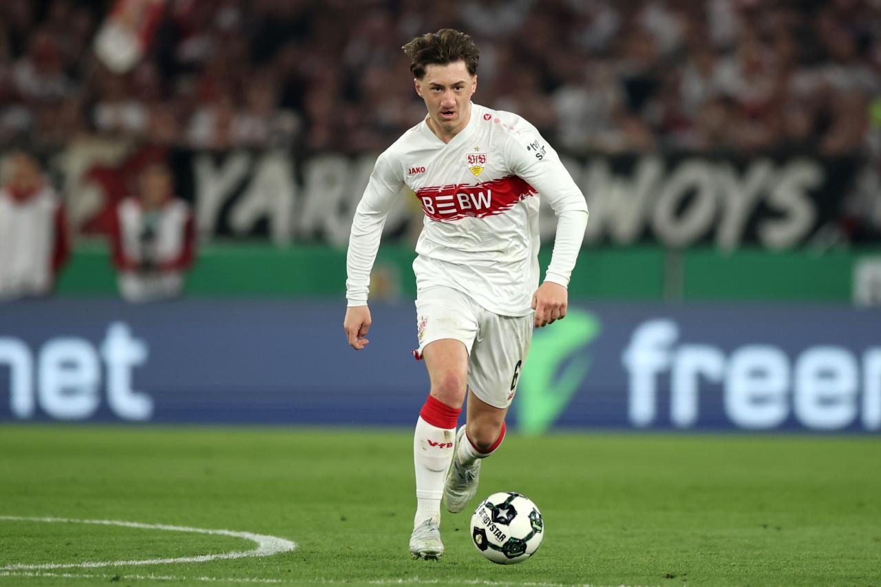 Stuttgart boss addresses Stiller future amid growing Juventus links