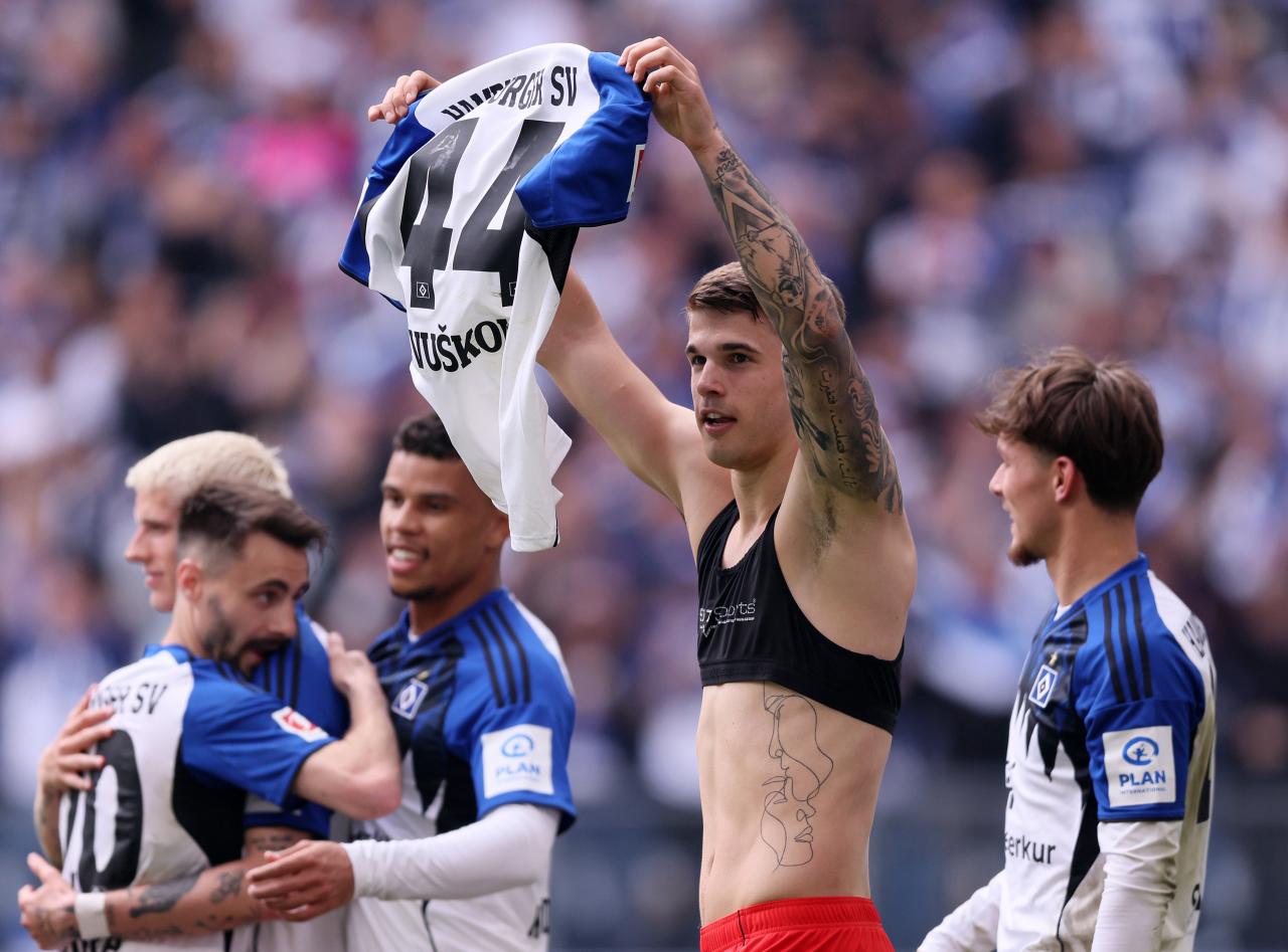 Vušković’s fairytale farewell helps HSV beat Europa League finalist Freiburg