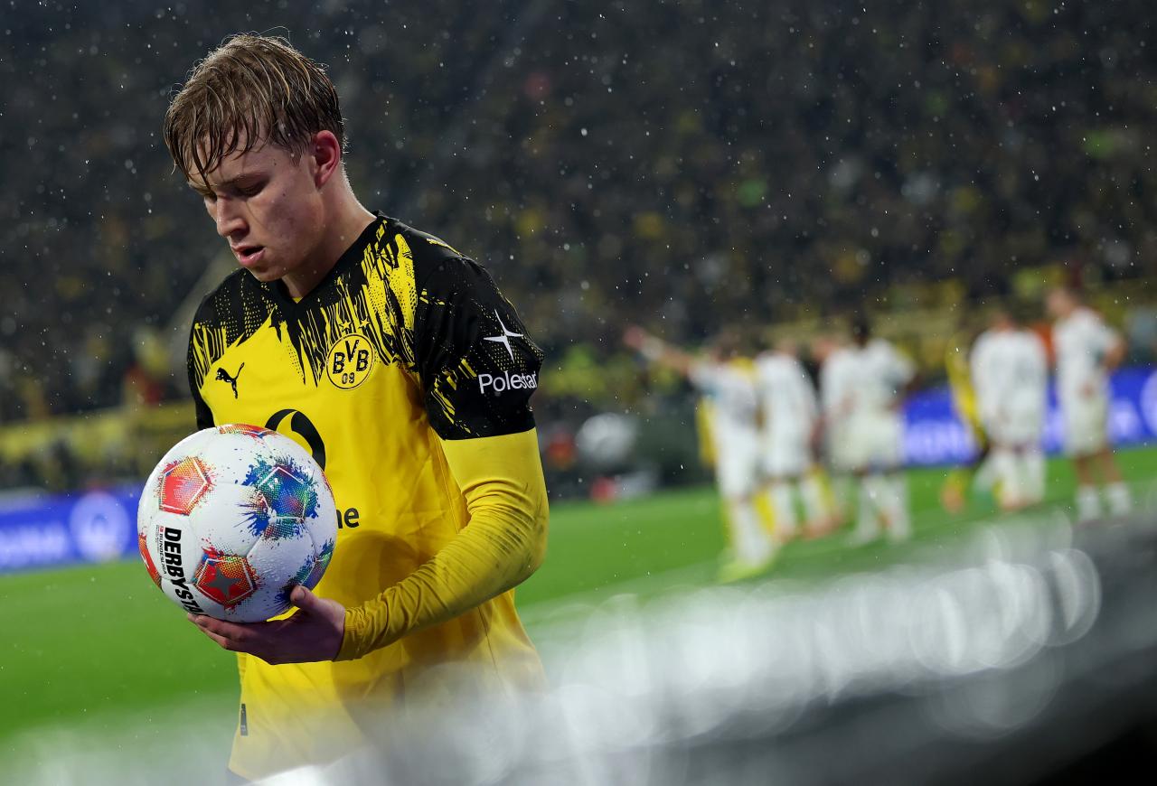 Bundesliga trio included in Sweden's World Cup squad, Hugo Larsson misses out