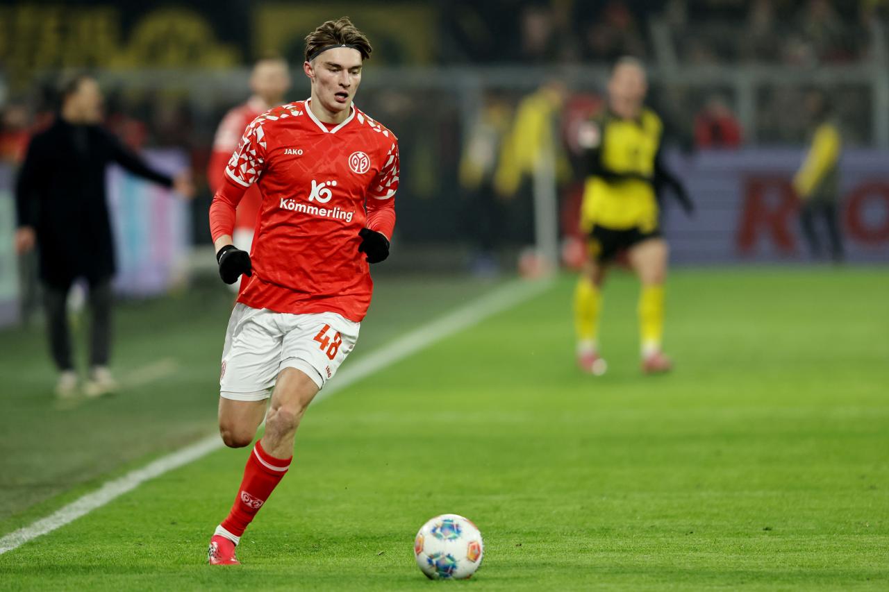 Dortmund reportedly make €20m offer for talented Mainz defender