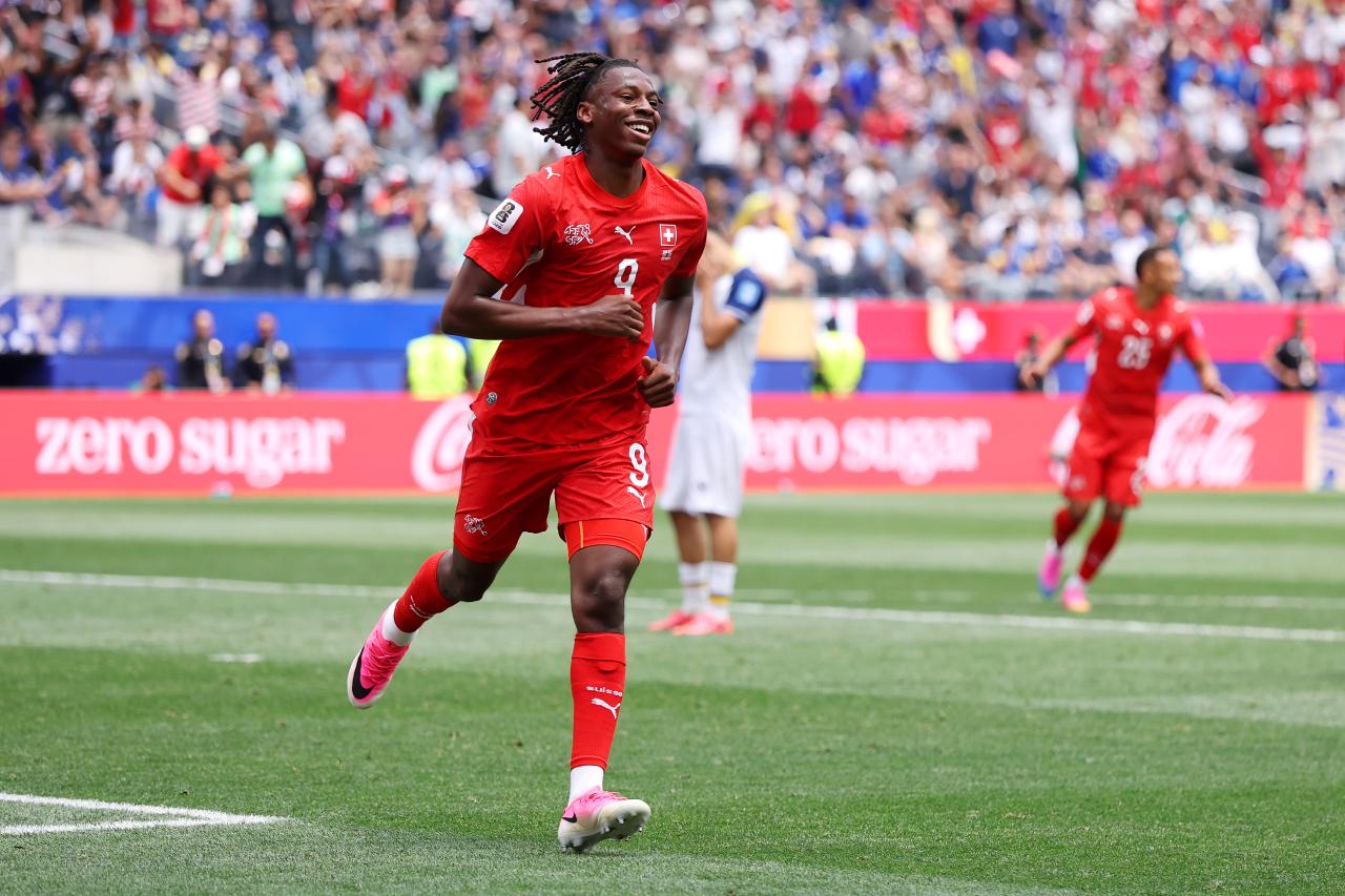 World Cup: Freiburg’s Manzambi at the double as Switzerland register first victory