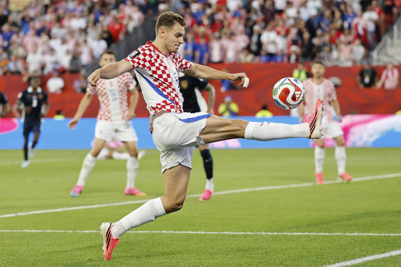 World Cup: Stanišić starts for Croatia against Cristiano's Portugal