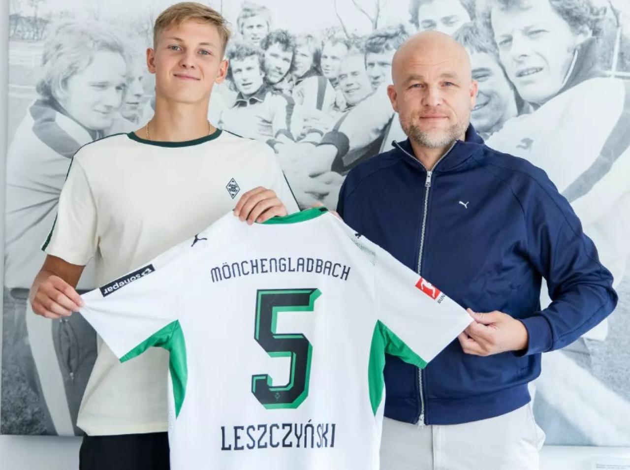Gladbach confirm signing of Polish defender