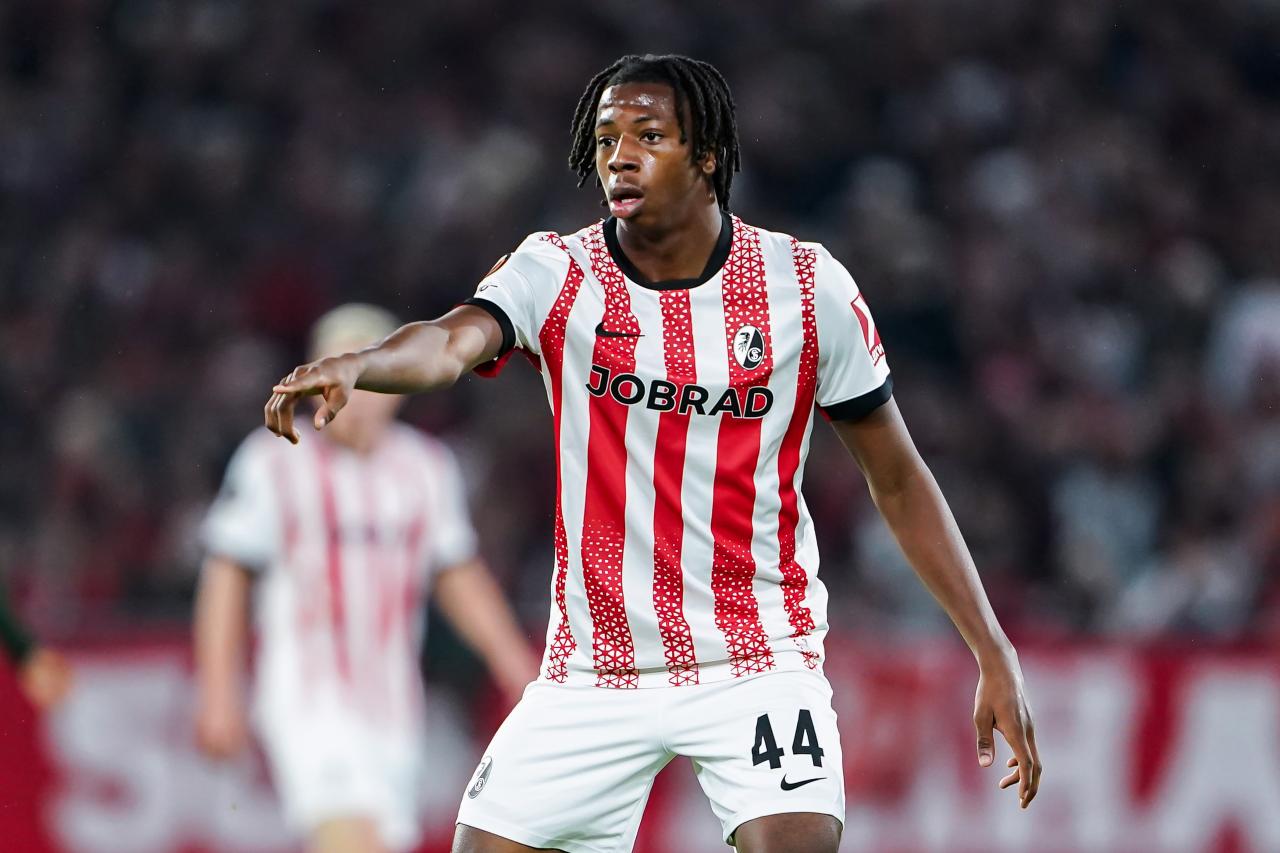 Premier League club prepare bid for Johan Manzambi