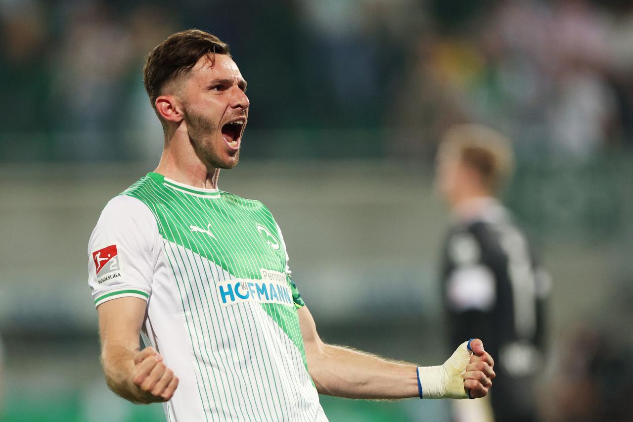 Hrgota signs for FC St.Pauli days after Fürth contract expires