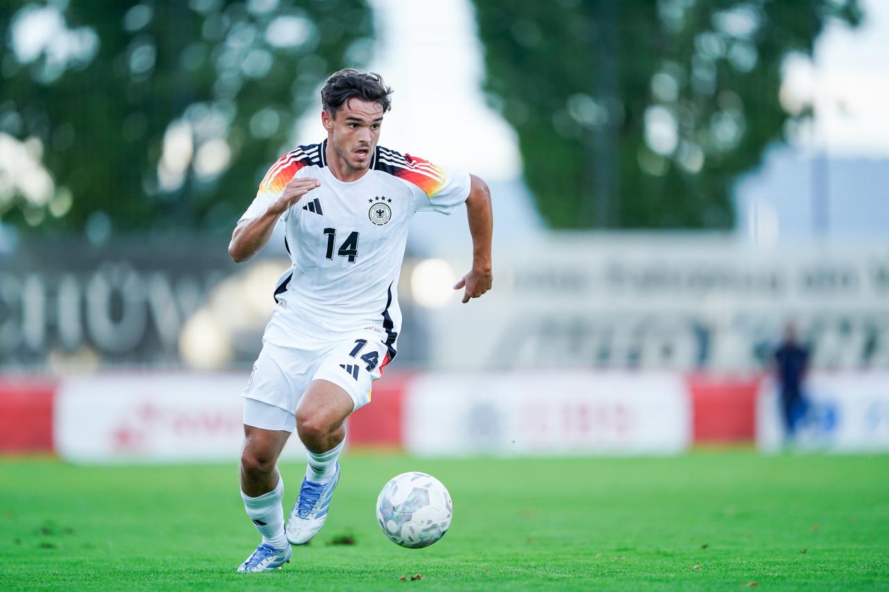 FC Midtjylland closing in on Dortmund midfield gem Kjell Wätjen