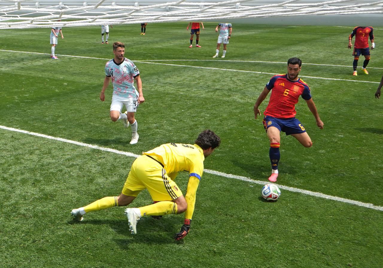World Cup: Ex-BVB midfielder Merino does it again as Spain set to face France