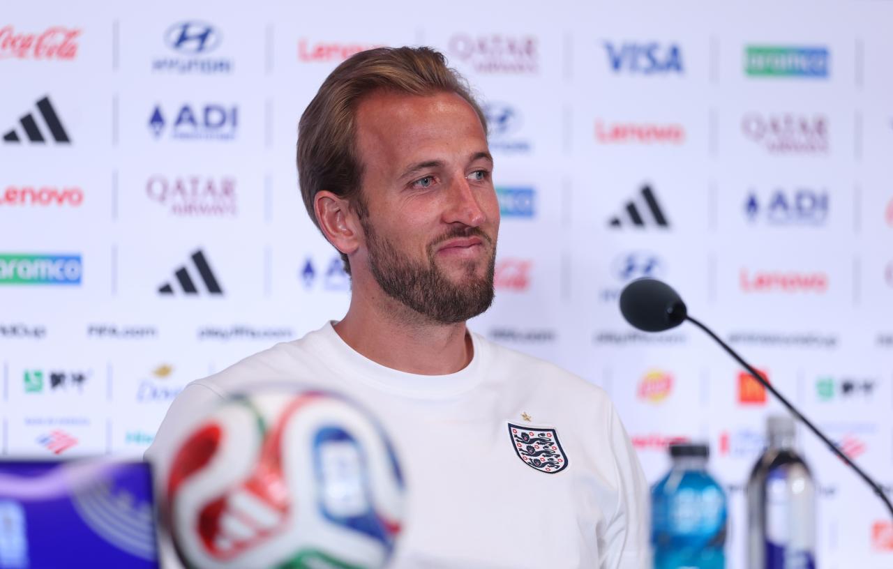 Harry Kane opens up on "surreal" golf outing with Donald Trump