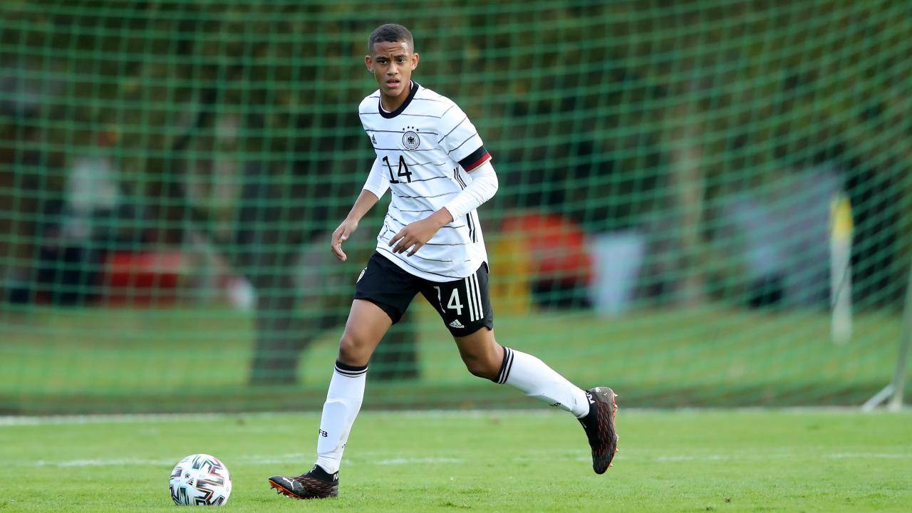 Bayern talent Buchmann suffers another setback and undergoes surgery