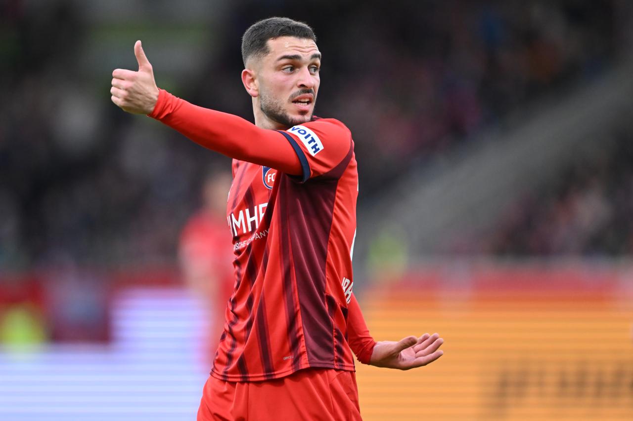 Ibrahimović determined to earn bigger role after Bayern return