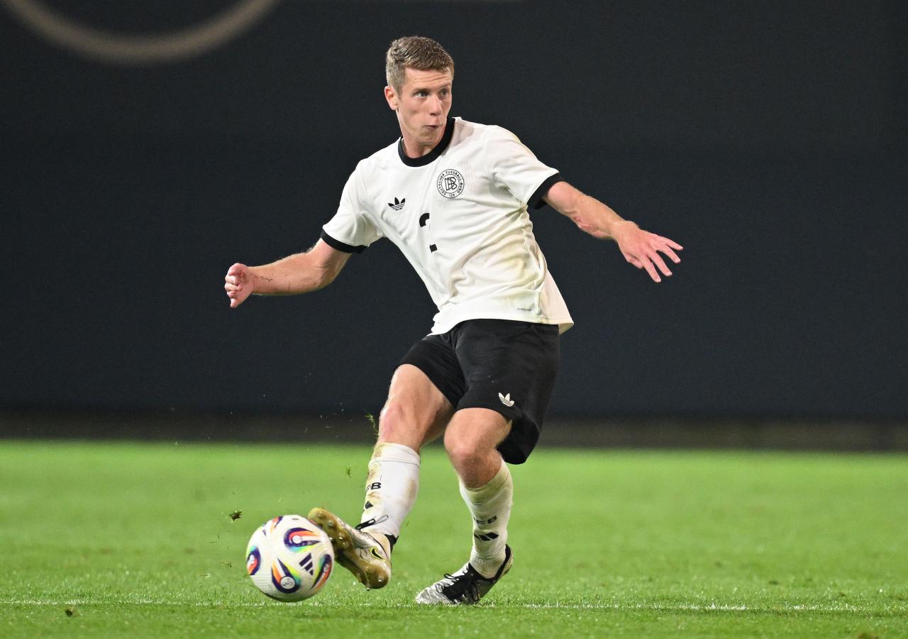 Dortmund chief Ole Book identifies Frankfurt's Baum as Couto replacement